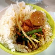 ก๋วยเตี๋ยวห้วยพลูรสเด็ด