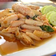 เมนูของร้าน ครัวแม่ฬา โคตรกะเพราปูหัวหิน