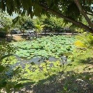บรรยากาศ ก๋วยเตี๋ยวเฮือนไม้