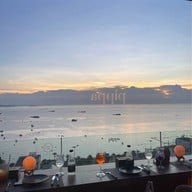 Pippa Restaurant พัทยา