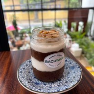 เมนูของร้าน Backyard Cafe Phnom Penh