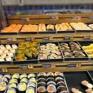 Shinkanzen Sushi เซ็นจูรี่ ซอยรางน้ำ ชั้น1
