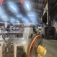 บรรยากาศ นายแก่ ข้าวต้มพุ้ย สาขา 2