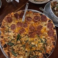 The Duke's ริมน้ำปิง