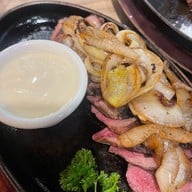 เนื้อแท้ ชั้นB1 สามย่านมิตรทาวน์