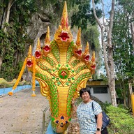 วัดเขารูปช้าง