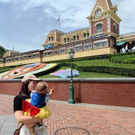 บรรยากาศ Hong Kong Disney Land