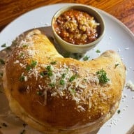 The Duke's ริมน้ำปิง