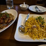 เมนูของร้าน The View Village Restaurant & Karaoke แม่เหียะ