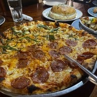 The Duke's ริมน้ำปิง