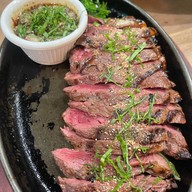 เนื้อแท้ ชั้นB1 สามย่านมิตรทาวน์