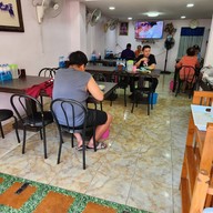 ร้านข้าวแกง ครัวรุ่งขวัญ
