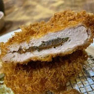 Bekku Tonkatsu BTS สนามเป้า