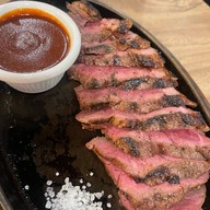 เนื้อแท้ ชั้นB1 สามย่านมิตรทาวน์