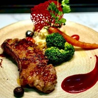 กิ๋นห๋อมต๋อมม่วน