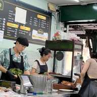 ข้าวหมูแดงสีมรกต เซนต์หลุยส์