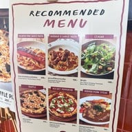 Fam Time Steak and Pasta Mega Bangna