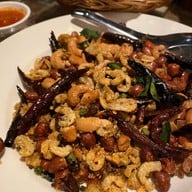 TUBA italian & Pizza - Ekamai  เอกมัย