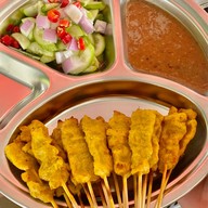 หมูสะเต๊ะองครักษ์ ตลาดกังไนท์ F326