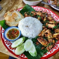 เมนูของร้าน เตี๋ยวต้อยตอย