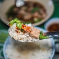 เจ๊ติ๋ม เนื้อต้มบ้านสิงห์