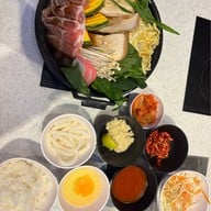 SAKURA YAKINIKU SHABU SUSHI เซ็นทรัล พลาซ่า ลาดพร้าว
