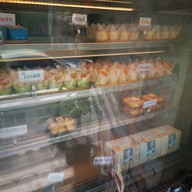 บรรยากาศ At Home chiffon ชิฟฟ่อนมะพร้าวอ่อนลาวา ลาดพร้าว71