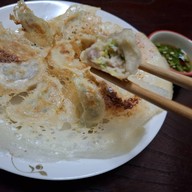 เกี๊ยวซ่า24