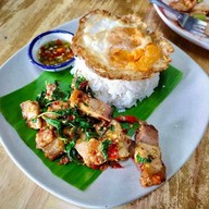 เมนูของร้าน เตี๋ยวต้อยตอย