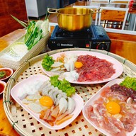 เมนูของร้าน อร่อยร้อยรส