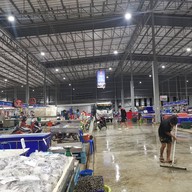 ตลาดสี่มุมเมือง