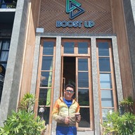 Boost Up Cafe