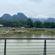 Khop Chai Deu Restaurant  Vang Vien