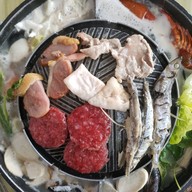 Siamloh Mookata 小泰锅