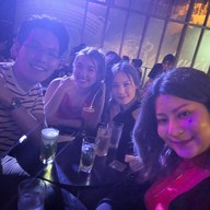 ไฉไล บาร์ -