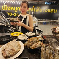 นี่ไง...หมูกะทะบุฟเฟ่บางแสน บางแสน