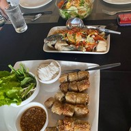 Khop Chai Deu Restaurant  Vang Vien