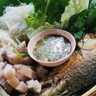 ร้านโรงเตี๊ยม หน้า ม. Restaurant&bar