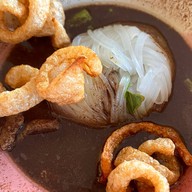 ป.ประทีป ก๋วยเตี๋ยวเรือ สาขาสำเพ็งเมืองคอน ลานนายหัว (ตรงข้ามสำเพ็งเมืองคอน)