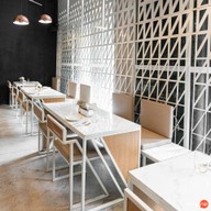 Baan Restaurant 'Thai Family Recipe' ถนนวิทยุ