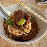 เมนูของร้าน บ้านเสือก๋วยเตี๋ยวเรืออยุธยา