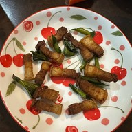 ร้านข้าวต้มลุงยอยปูไข่ดอง สาขาพันท้ายนรสิงห์
