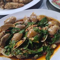 เมนูของร้าน ข้าวต้มจู ตลาดแม่กลอง