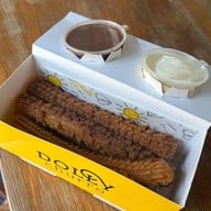 Dolly Churro ทองหล่อ