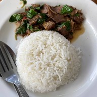 ก๋วยเตี๋ยวเป็ดพะโล้ หมูตุ๋น