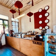 Yann Slow Bar Cafe