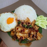 ร้านกะเพราพริกแห้ง (Byน้องอะตอม)