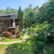 Pang-Hai Coffee Shop (ปางไฮคอฟฟี่ช็อป)