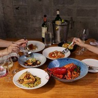 Lobster Main Kitchen พร้อมพงษ์