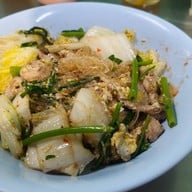 เอี่ยมโภชนา ป้อมปราบ